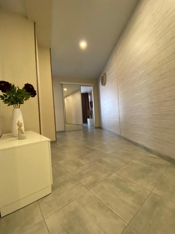 Soul City Apart Hotel Днепър Екстериор снимка
