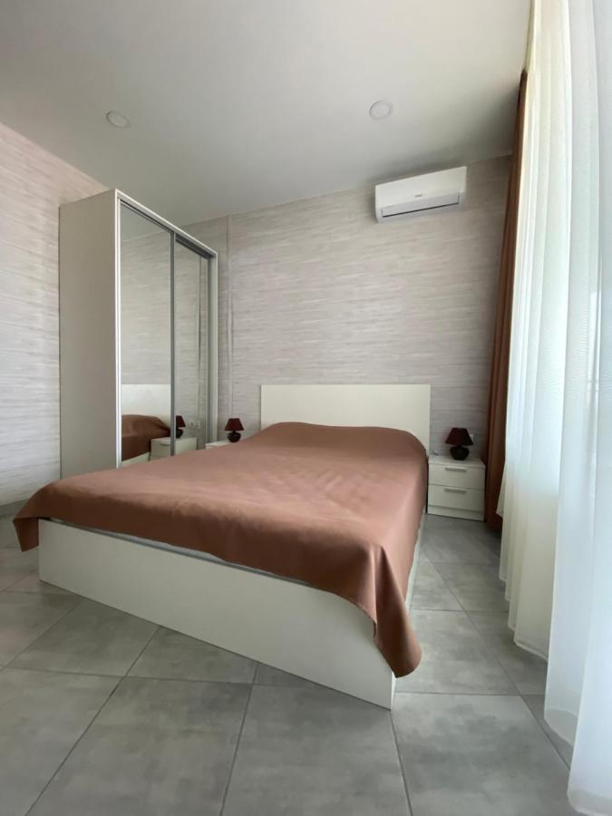 Soul City Apart Hotel Днепър Екстериор снимка